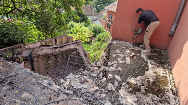 Štemanje betonske deke s garaže